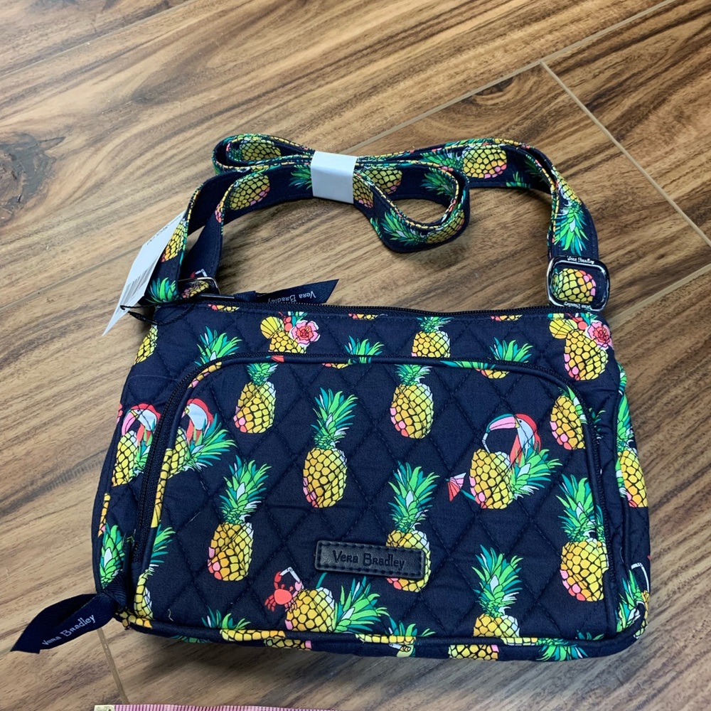 Vera Bradley Little Hipster, gently used, Toucan Party - Picture 1 of 4
